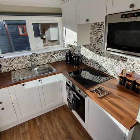 Smart & Stylish Holiday Apartment In The City Centre Inverness Zewnętrze zdjęcie