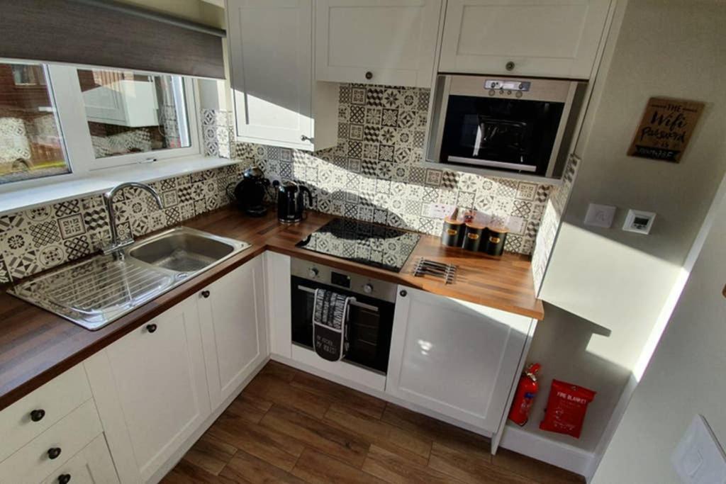 Smart & Stylish Holiday Apartment In The City Centre Inverness Zewnętrze zdjęcie